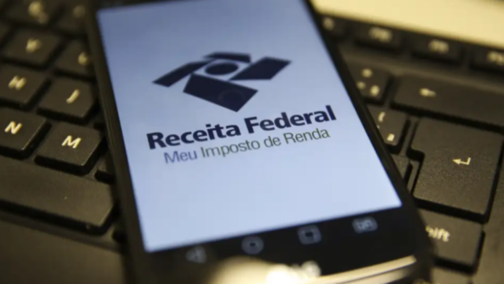 Imposto de Renda: status de restituição pode ser acessado no site da Receita Federal — Foto: Fábio Rossi/Agência o Globo