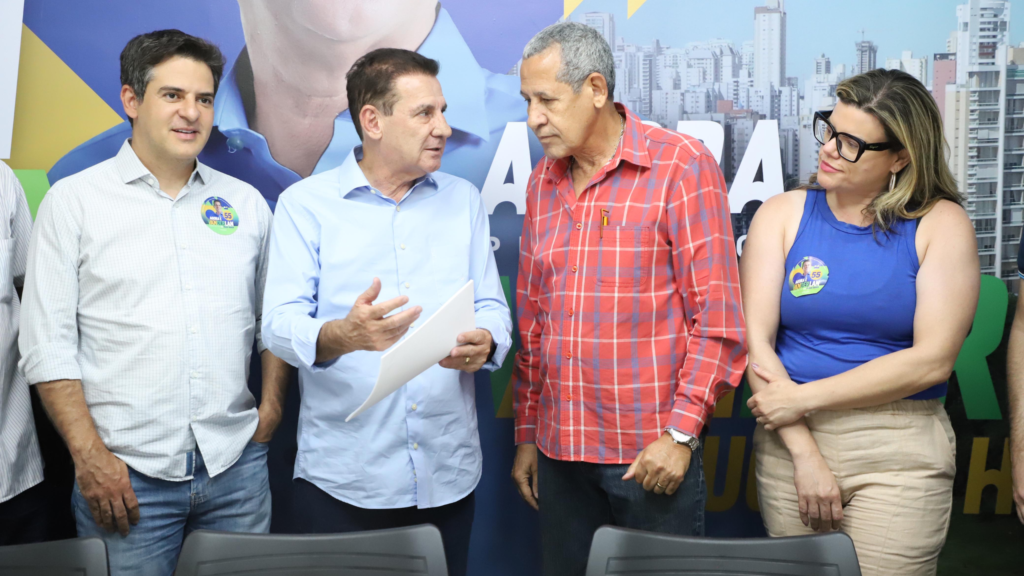 Vanderlan assume compromisso em reunião com Conselho Municipal de Saúde