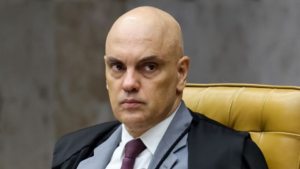 Opositores querem regime de urgência para impeachment de Moraes