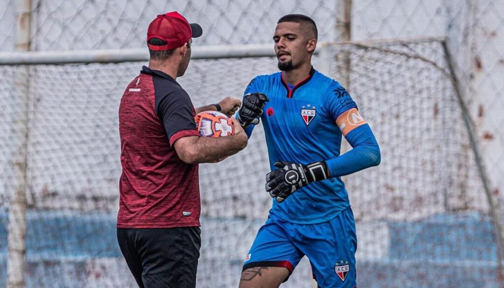 Atlético rescinde com Gabriel Bernard que se despede nas redes sociais: “Aprendizado e evolução”