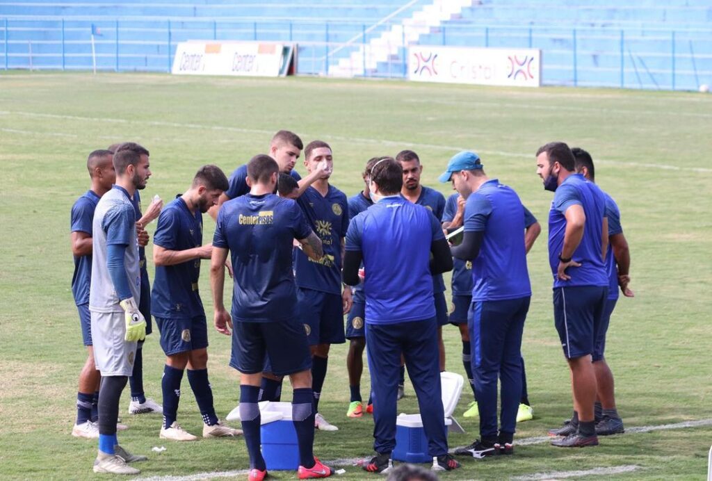 Goianésia e Aparecidense fazem clássico