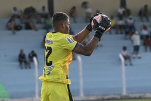 Goleiro do Morrinhos espera por jogo difícil contra o Goiânia