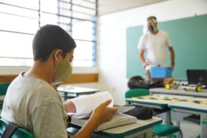 Instituto abre processo seletivo para projetos para área de educação em Goiás