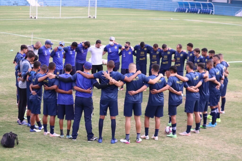 Aparecidense enfrenta Caldense em jogo de ida da segunda fase