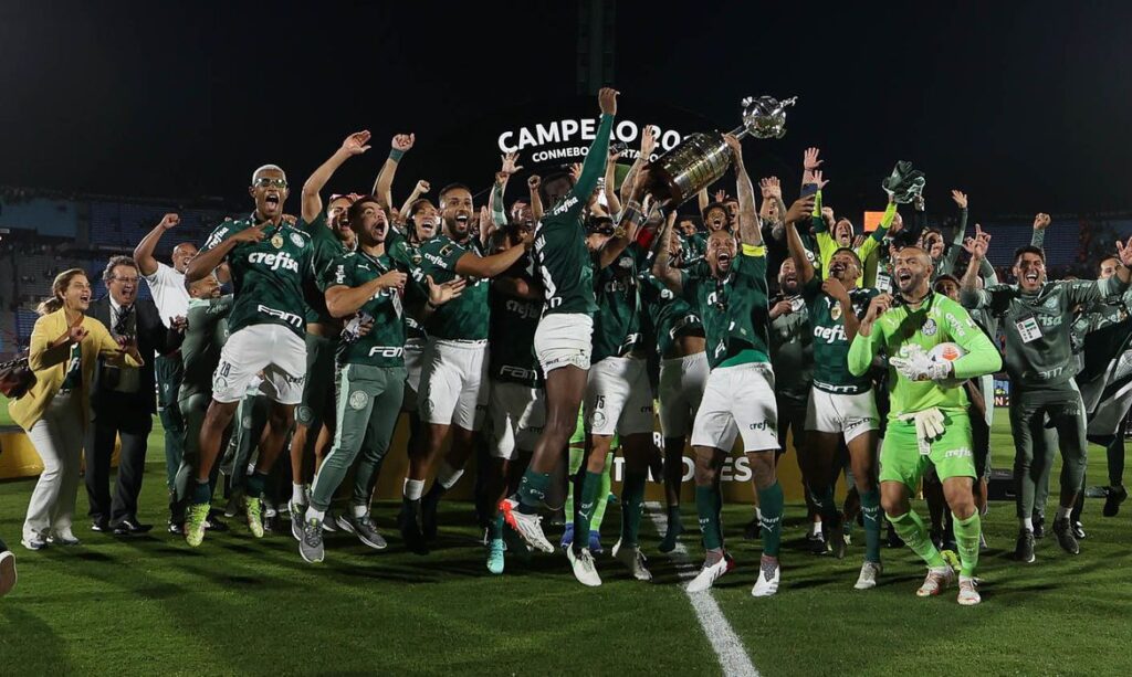 Palmeiras é eleito o melhor do mundo