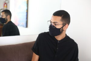 Variante Ômicron provoca impacto negativo na saúde mental aumenta busca por psicólogos em 17%