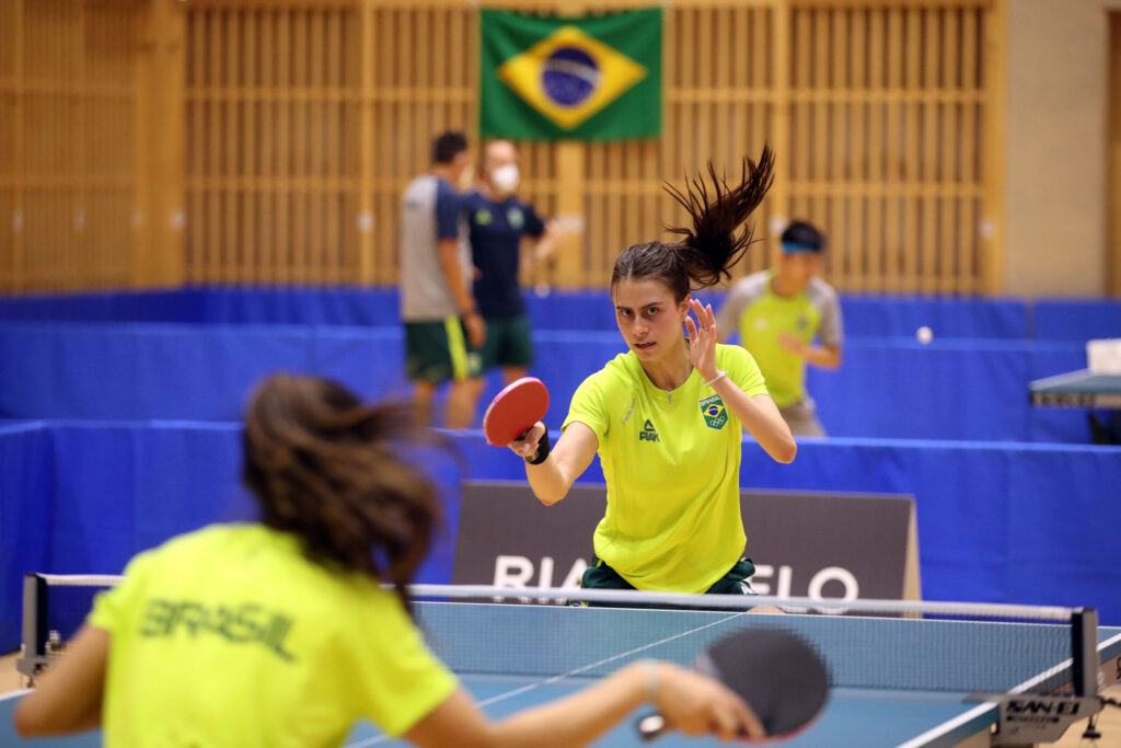 Bruna Takahashi espera confronto duro contra Hong Kong nas competições por equipes