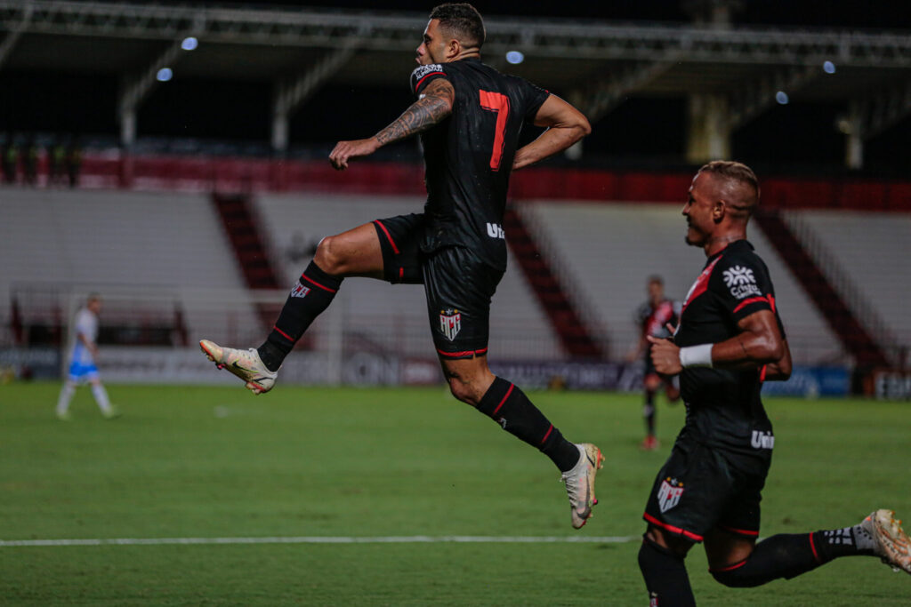 Rato celebra gol em retorno e primeiro contato com torcida atleticana