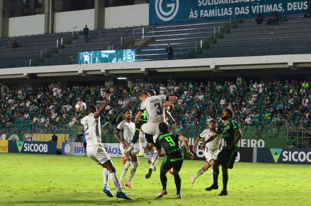 Com gols no início da partida