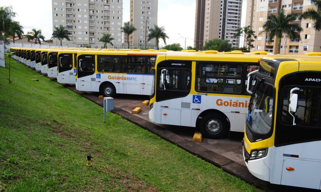 Entrave judicial sobre quem arcará com gratuidades de passagens ainda não foi julgado