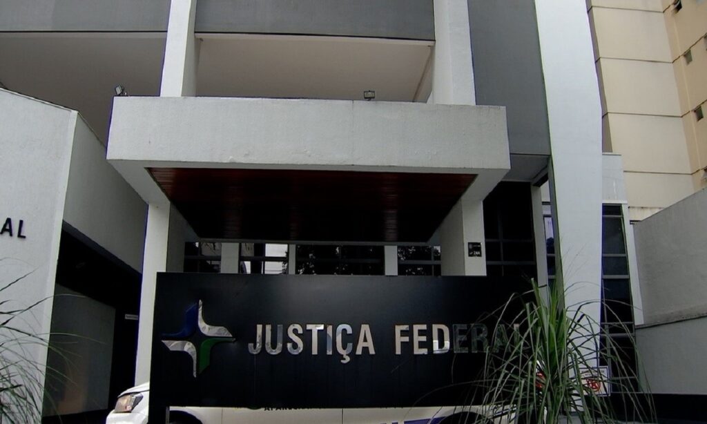 Justiça condena 2 postos de combustível às margens do Rio Araguaia