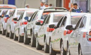 O serviço de taxista pode vir a ser patrimônio cultural brasileiro