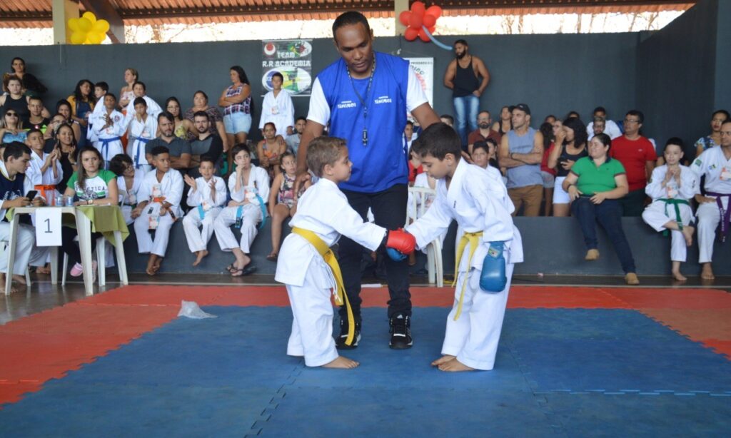 Festival Esportivo movimenta Clube do Povo