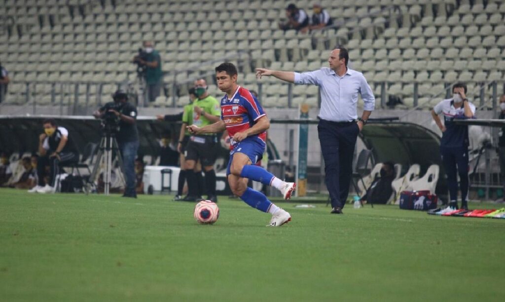 Rogério Ceni assume o Flamengo e pode estrear contra o São Paulo