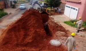 Trabalhador morre soterrado após desmoronamento em obra da rede pluvial