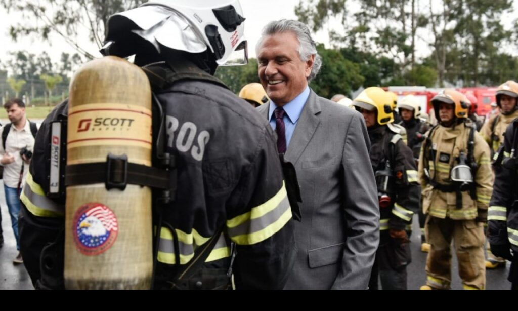 Caiado define novo comandante dos Bombeiros