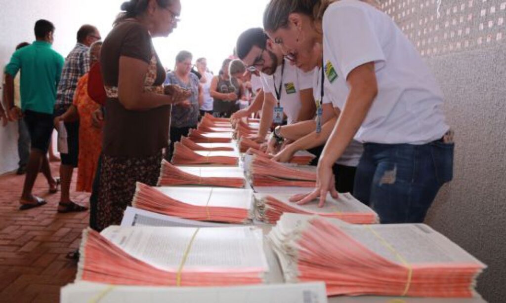 Governo de Goiás promove ações de regularização fundiária