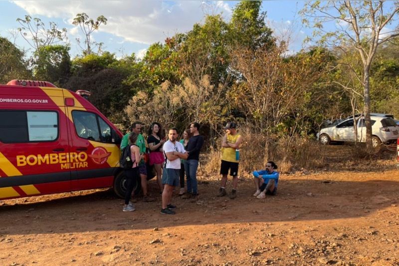 Abelhas atacam grupo que fazia escalada em Hidrolândia