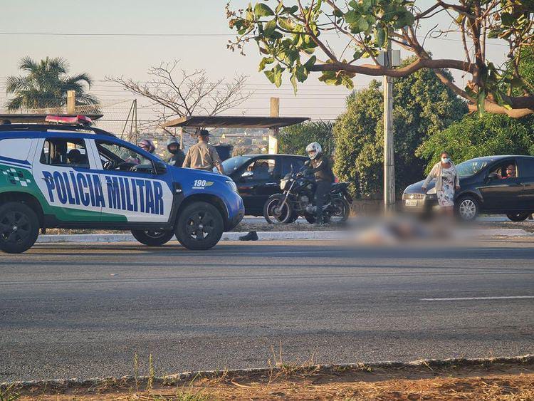 Homem morre atropelado na GO-040