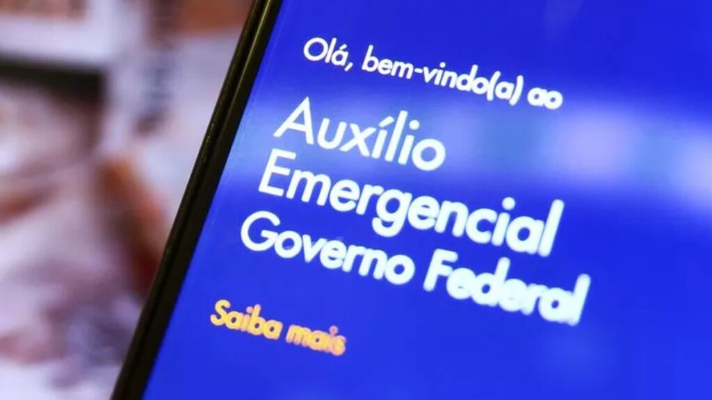 Auxílio emergencial: Governo vai notificar via SMS a devolução de pagamentos indevidos