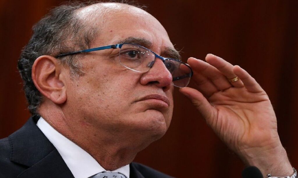 Ministro Gilmar Mendes cobra providência da PGR sobre a Lava Jato