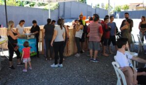 Feira de adoção movimentou manhã de domingo no Parque Areião