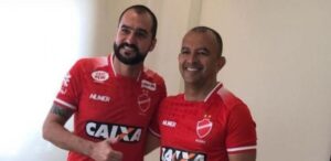 Vila Nova contrata experiente meia Danilo