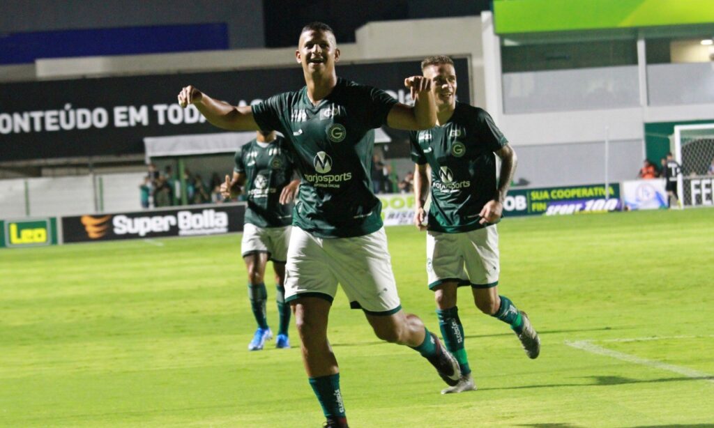 Lucão destaca retorno "para casa" e caldeirão da torcida