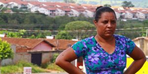 Moradores contemplados por programa social habitacional sofre com estrutura precária