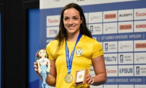 Jhennifer Alves conquista o ouro nos 50m peito