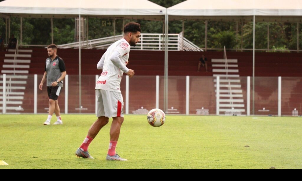 Talles espera que primeiro gol saia com naturalidade: "Irá sair sim"