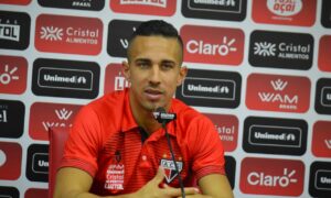 Nicolas não vê time pressionado e garante um 'espetáculo' diante do América