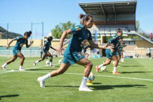 Vadão confirma Marta fora da estreia