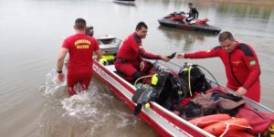 Queda de helicóptero no Lago Corumbá deixa duas pessoas feridas