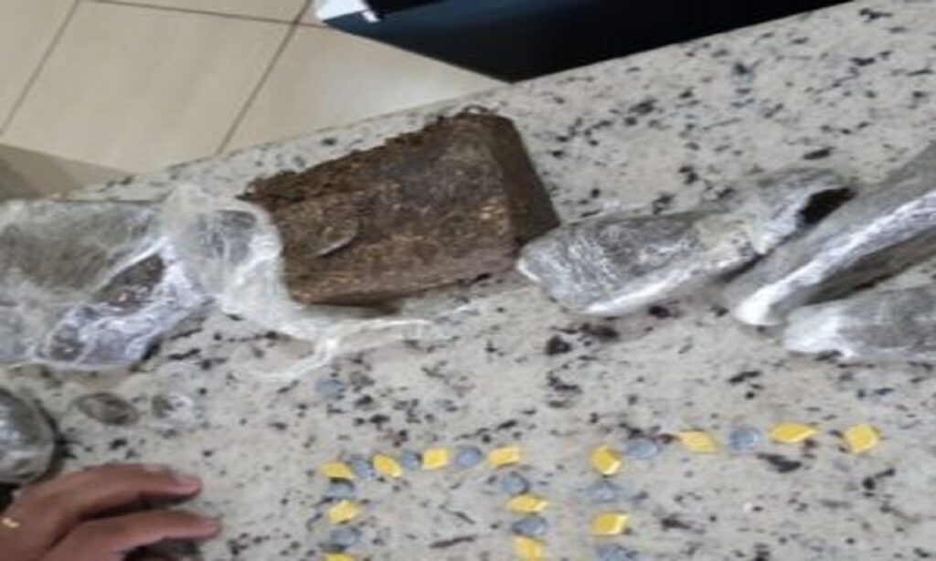 PC prende homem que recebeu drogas via Correios