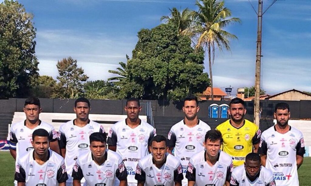 Terceira rodada conta com dez gols em quatro jogos