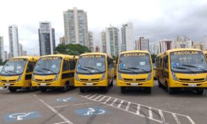 Programa beneficia 20 mil estudantes goianos; mais segurança no caminho para escola