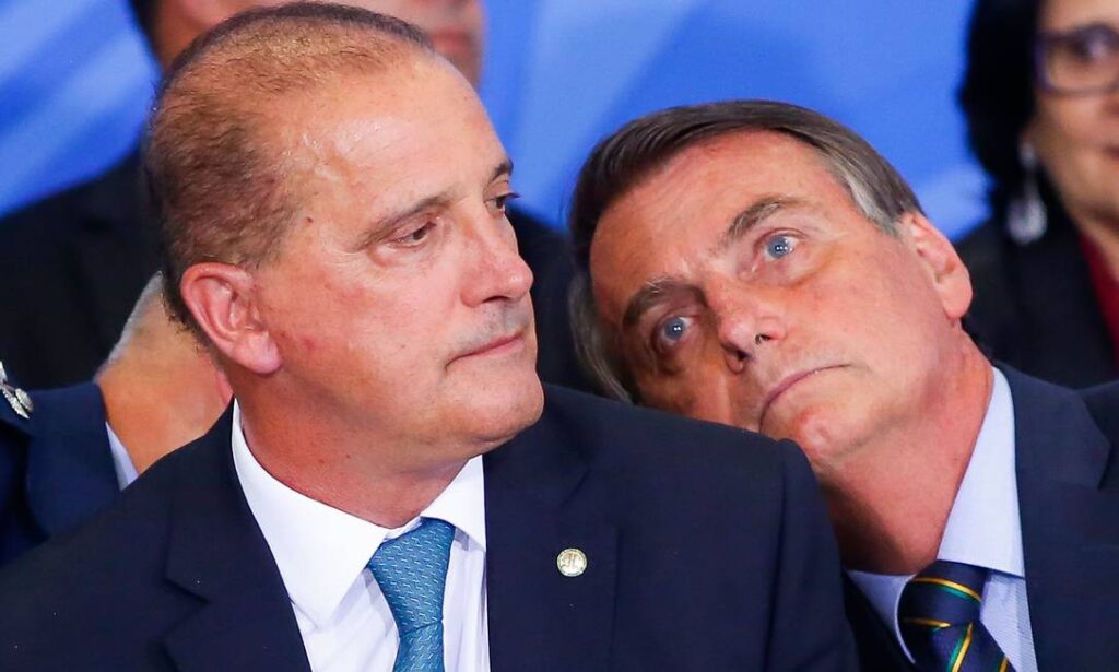 Bolsonaro culpa a CLT pelo índice de desemprego