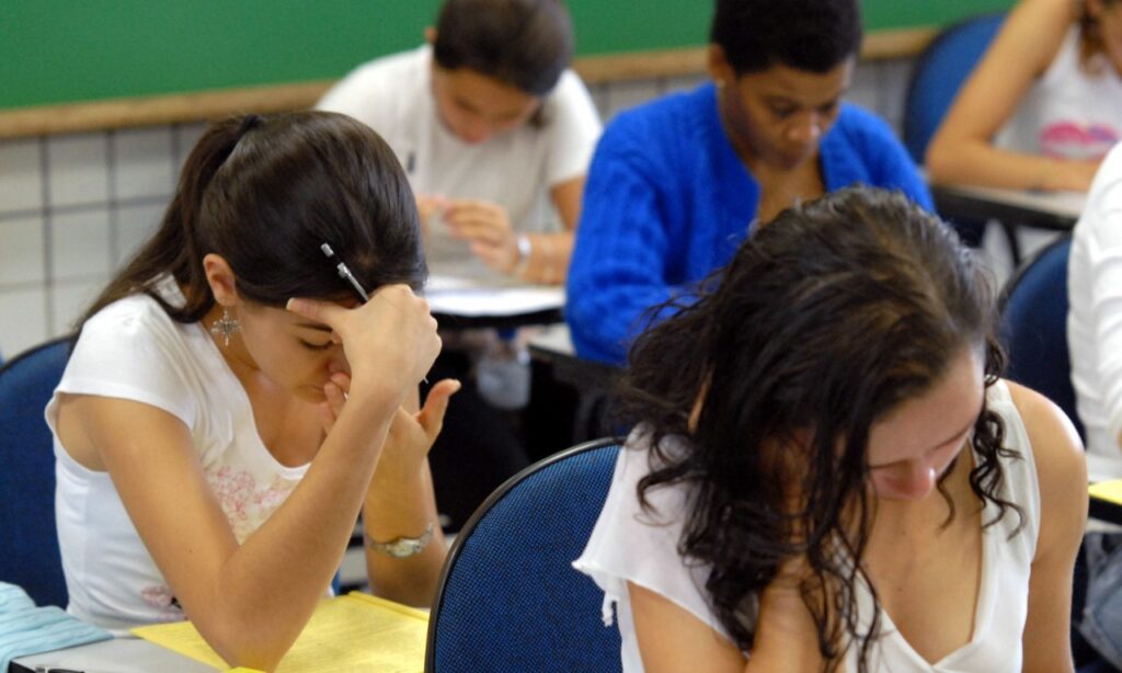 Cursinho da UFG preparatório para o Enem abre inscrições para seleção de 150 alunos