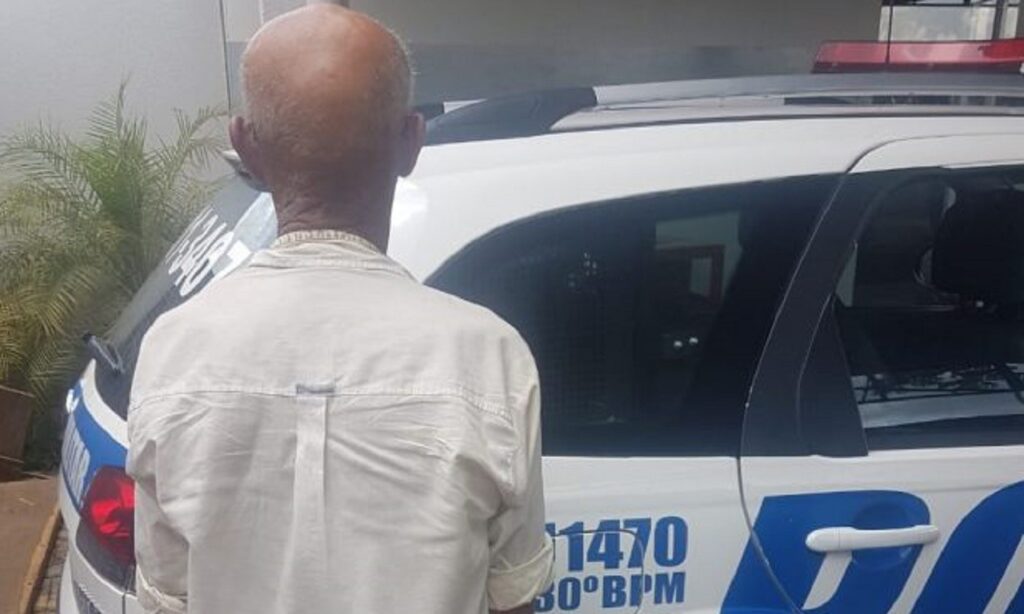 Idoso de 85 anos é preso com drogas na Vila Bandeirantes