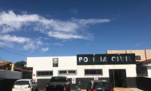 Polícia Civil prende jovem em flagrante por estelionato em Goiânia