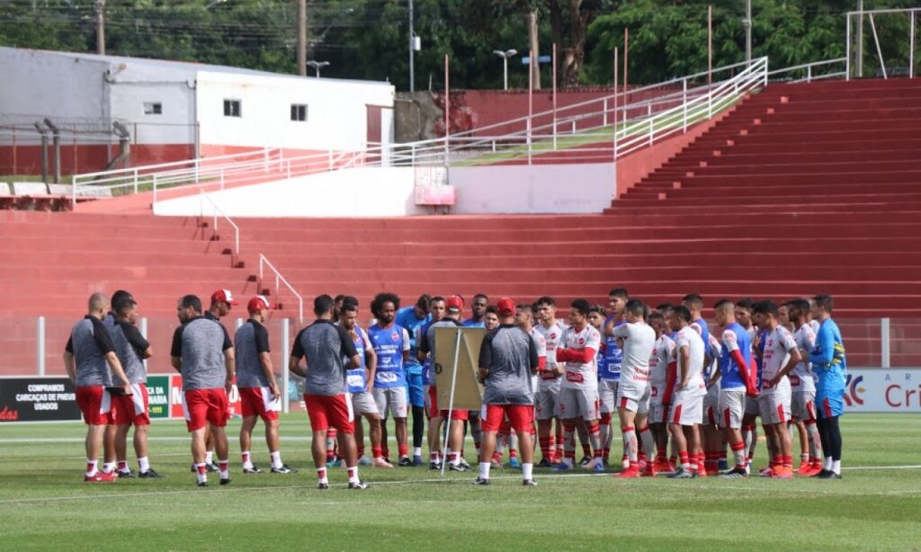 Vila Nova e Galvez jogam a vida pela primeira fase da Copa do Brasil