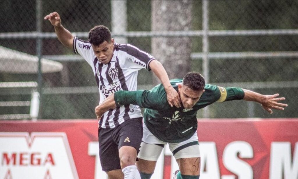 Goiás fica só no empate com Atlético Mineiro e jogo de volta será decidido em casa