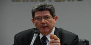 Joaquim Levy aceita convite de Bolsonaro e vai presidir BNDES