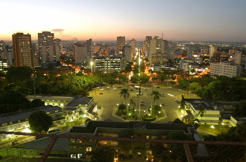 Goiânia estimula criação de vagas de estacionamento na Região Central