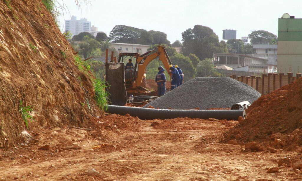 Leste-Oeste deve ficar pronta em 2020