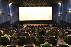 Salas de cinema poderão ser reabertas na Capital