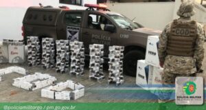 PM apreende 6 mil carteiras de cigarros contrabandeados em Goiânia