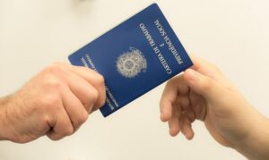 Aparecida de Goiânia oferta 639 vagas de trabalho em diversas áreas; veja como se candidatar