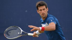 Novak Djokovic compra 80% de empresa dinamarquesa para desenvolver tratamento para a Covid-19